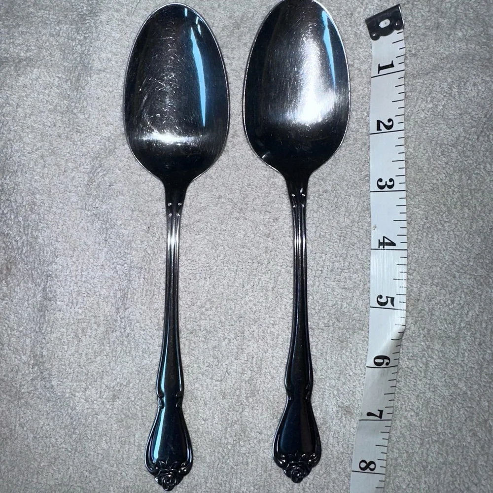 Oneida Arbor Rose Stainless True Rose 1881 Rogers Ltd Silverware Flatware Spoons
